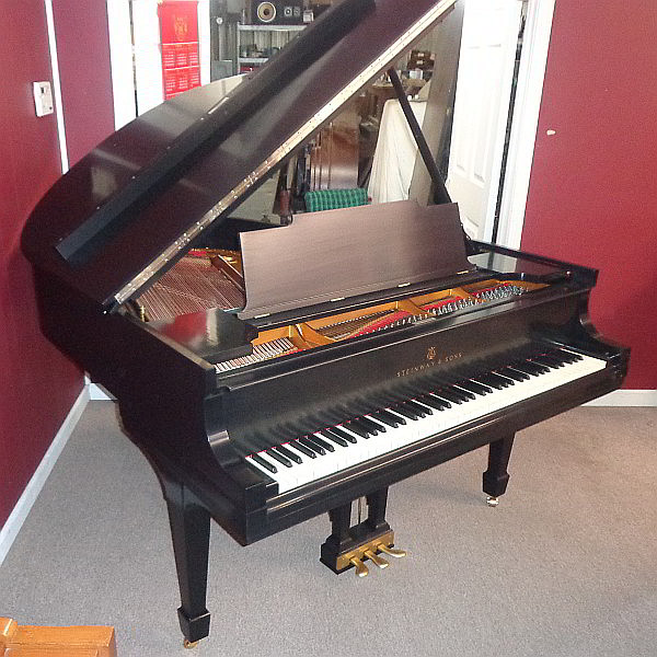1927 Steinway & Sons Baby Grand Piano for Sale in Montgomery, AL - Front View